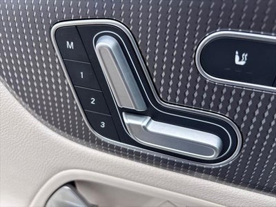 2023 Mercedes-Benz GLB 250 GLB 250