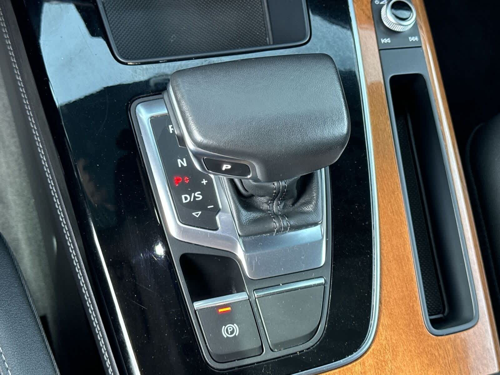 2023 Audi Q5 S line Premium Plus