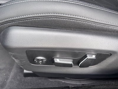 2025 BMW 530i 530i