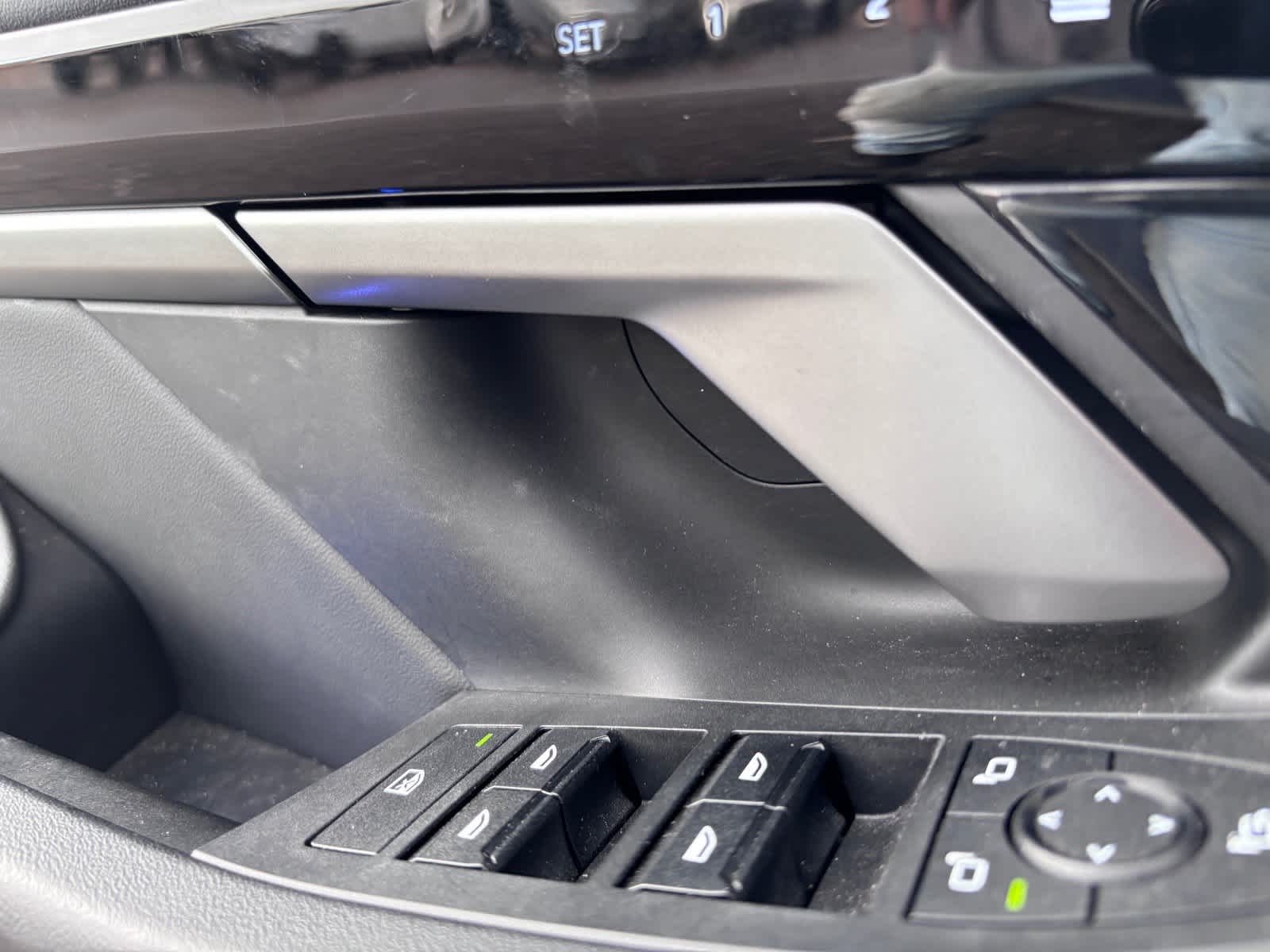 2025 BMW 530i 530i
