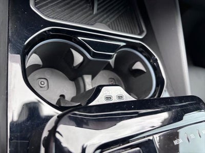 2025 BMW 530i 530i