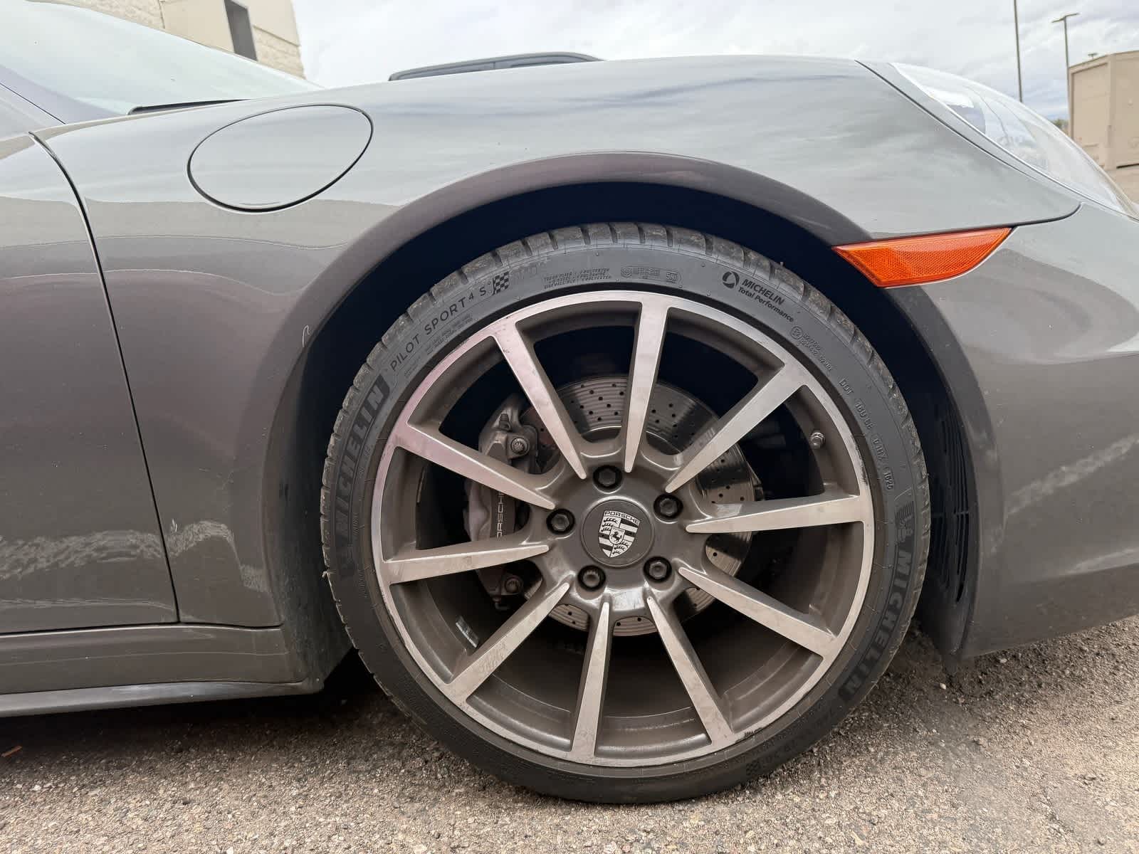 2016 Porsche 911 Carrera 4