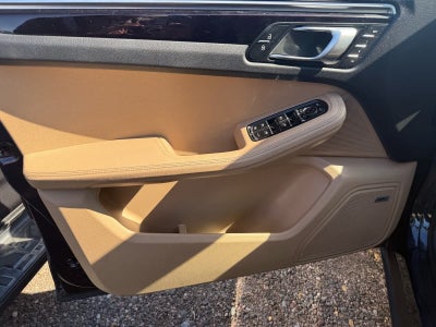 2021 Porsche Macan S