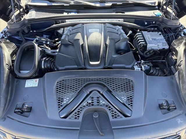 2021 Porsche Macan S