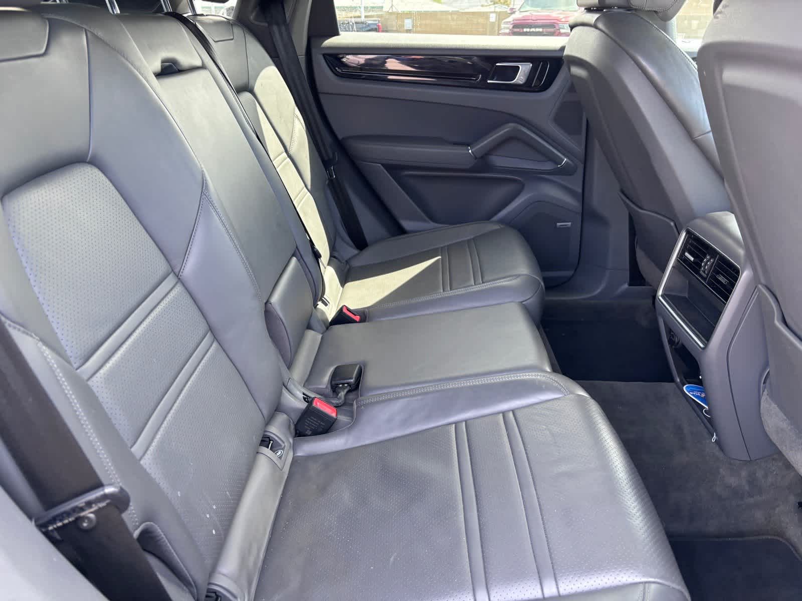 2020 Porsche Cayenne S