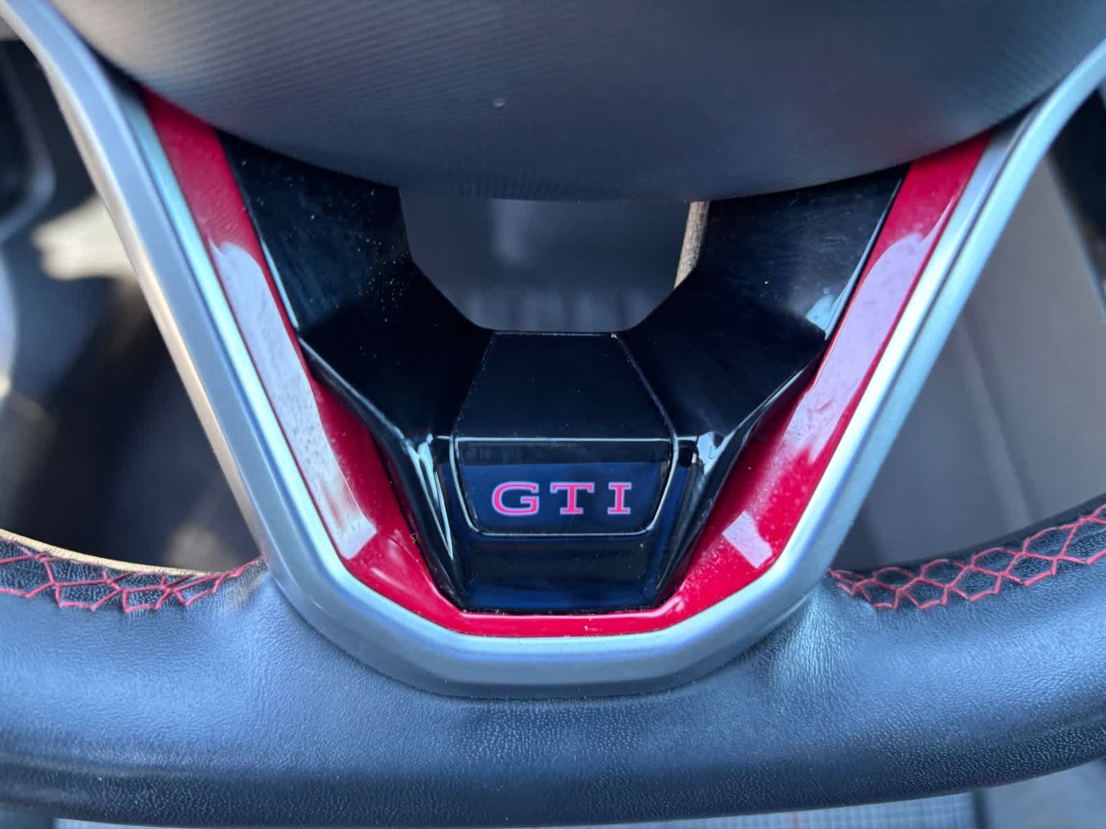 2024 Volkswagen Golf GTI S
