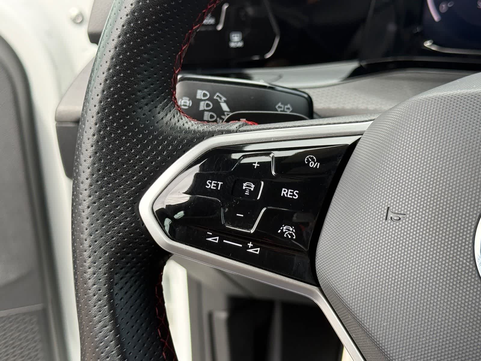 2024 Volkswagen Golf GTI S