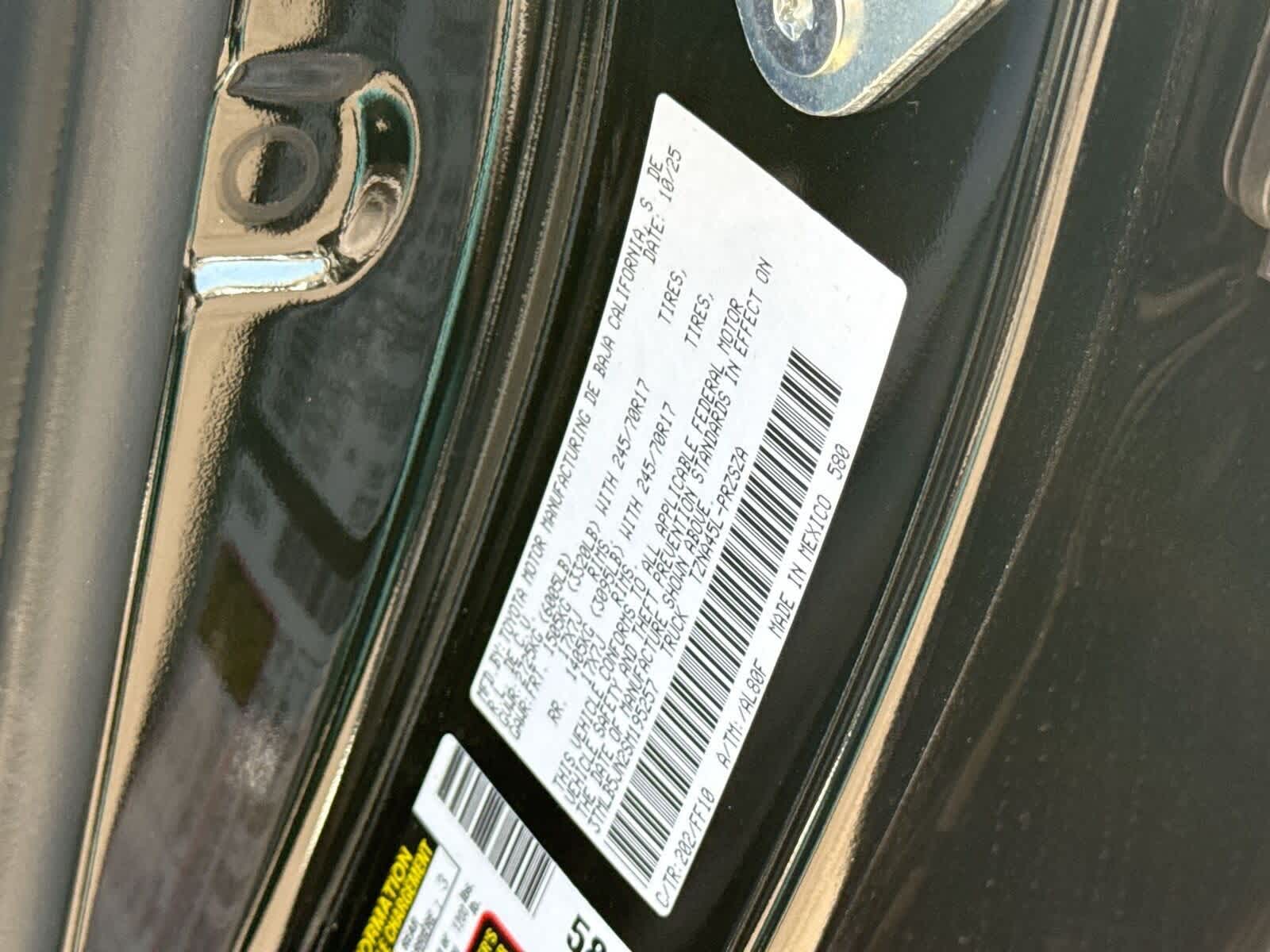 2025 Toyota Tacoma SR5