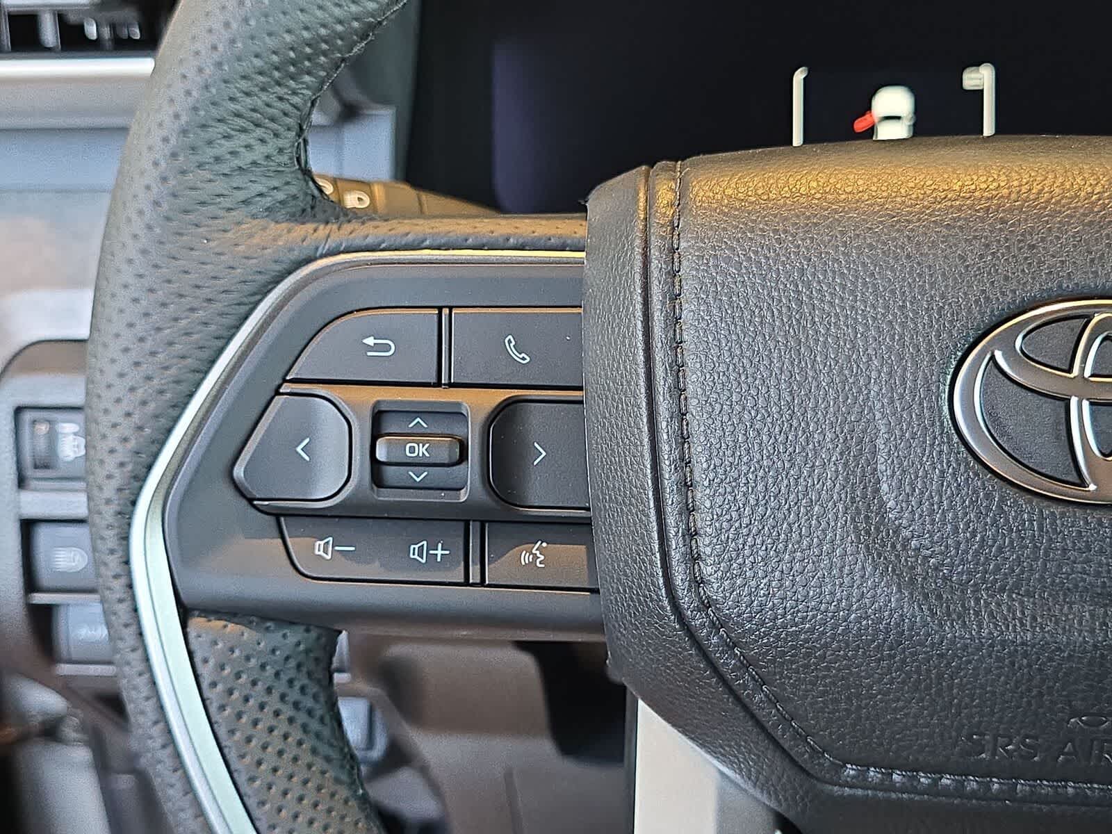 2026 Toyota Tacoma i-FORCE MAX Tacoma Trailhunter