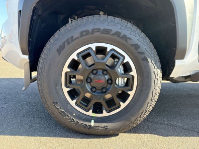 2025 Toyota Tacoma i-FORCE MAX Tacoma TRD Off-Road
