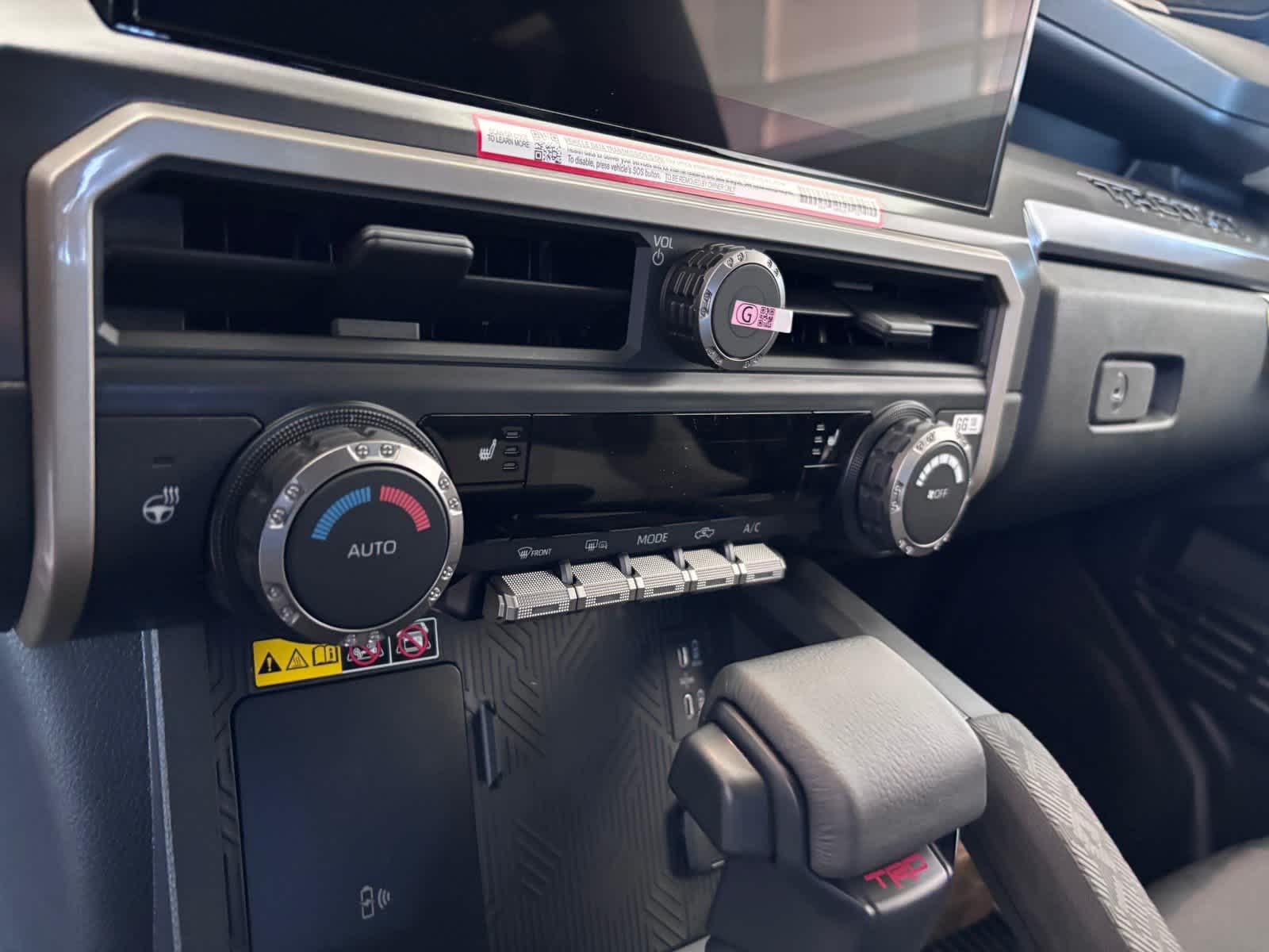 2026 Toyota Tacoma i-FORCE MAX Tacoma TRD Off-Road