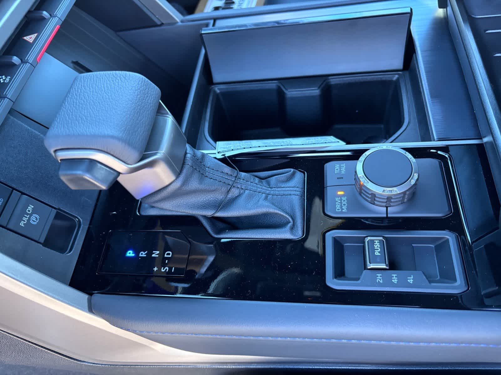 2026 Toyota Tundra i-FORCE MAX Tundra Platinum