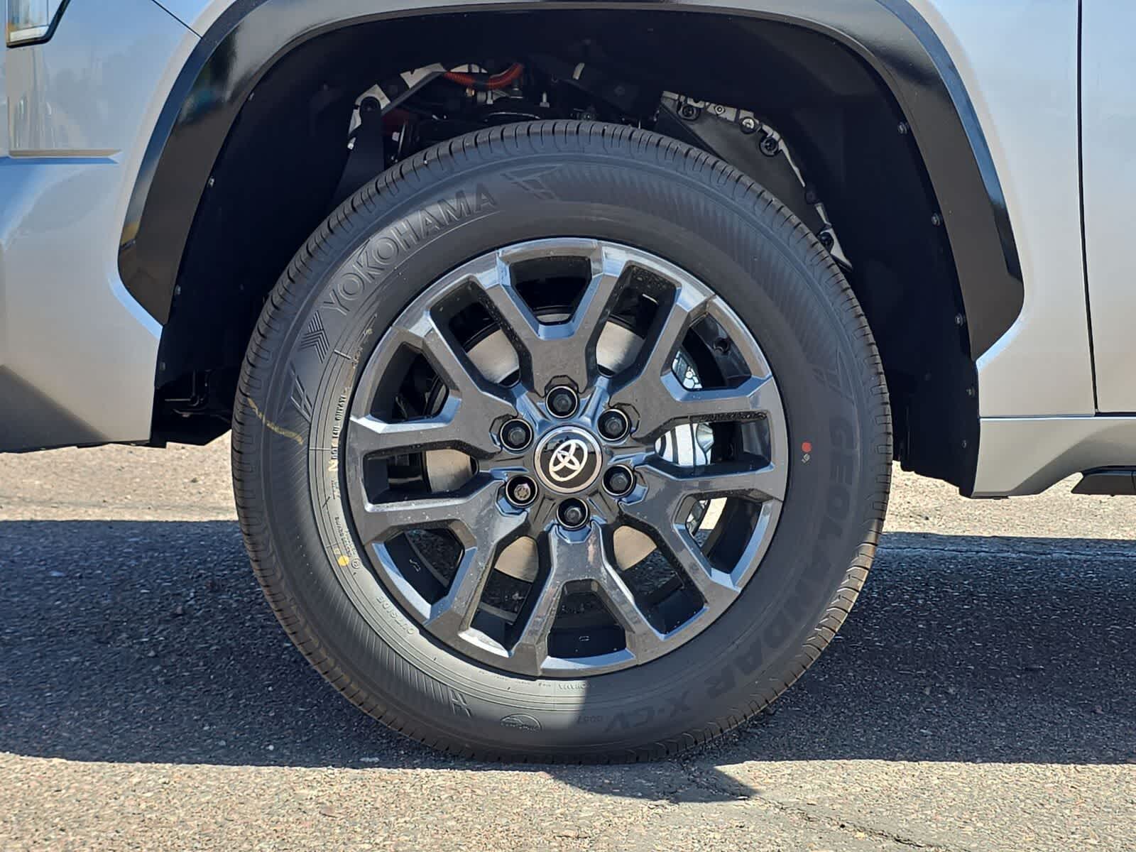 2026 Toyota Tundra i-FORCE MAX Tundra Platinum