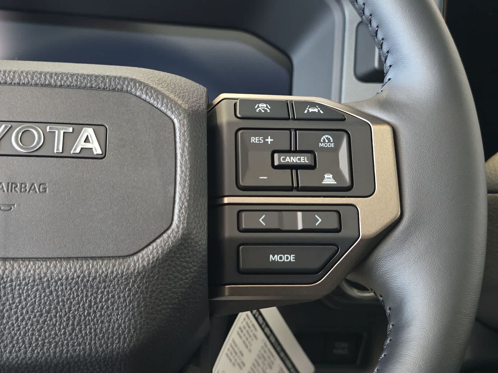 2026 Toyota Land Cruiser 4WD (Natl)