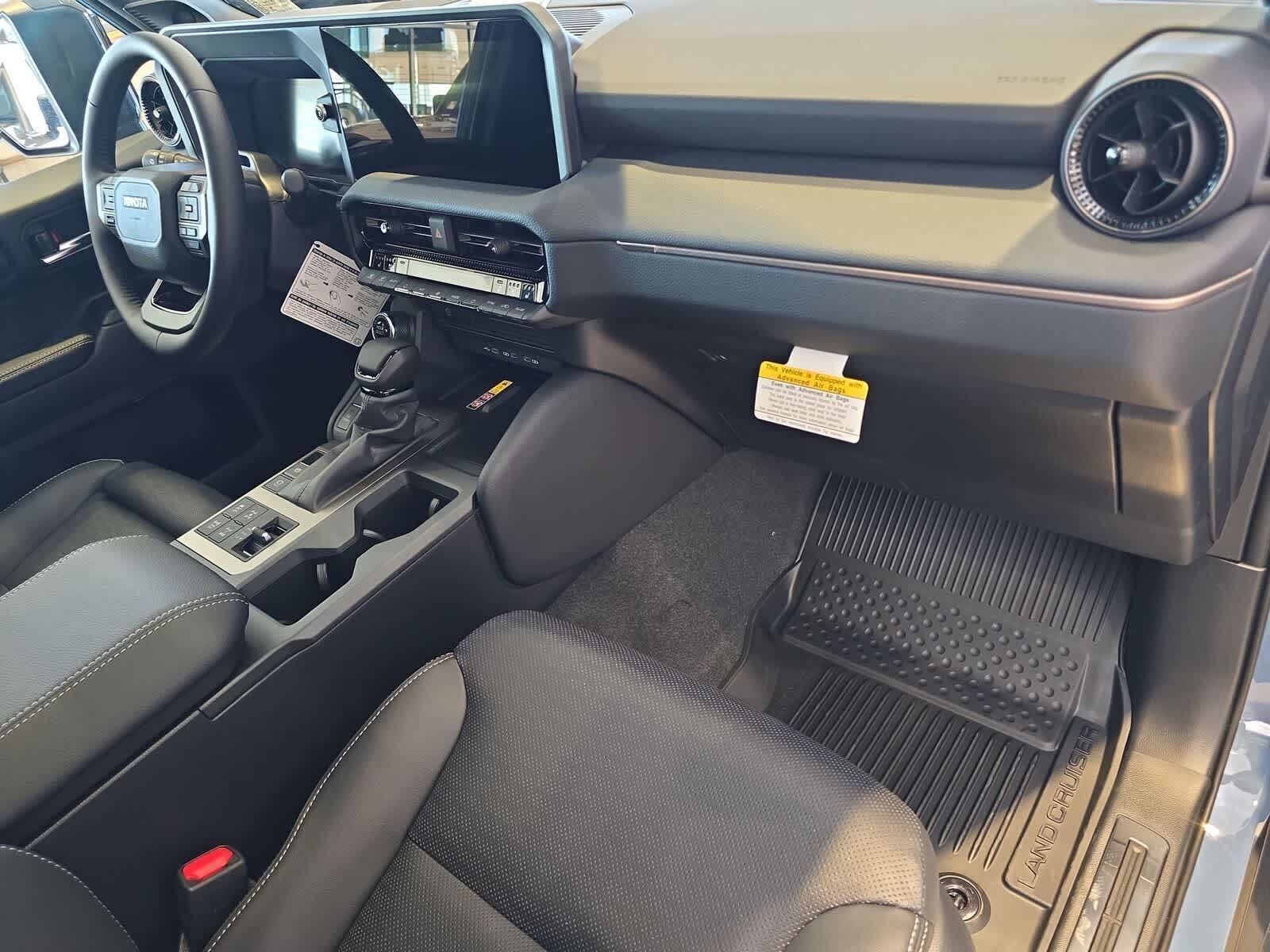 2026 Toyota Land Cruiser 4WD (Natl)