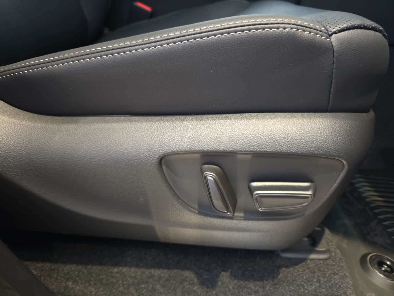 2026 Toyota Land Cruiser 4WD (Natl)