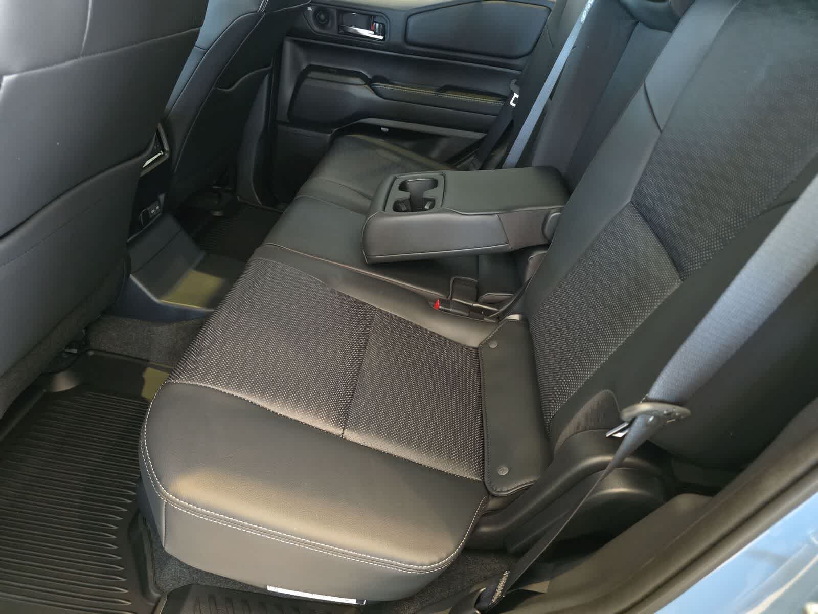 2026 Toyota Land Cruiser 4WD (Natl)