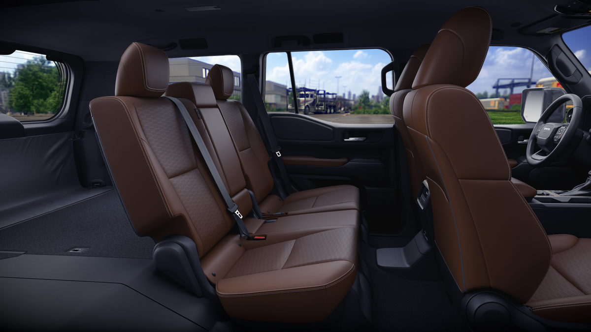 2026 Toyota Land Cruiser 4WD (Natl)