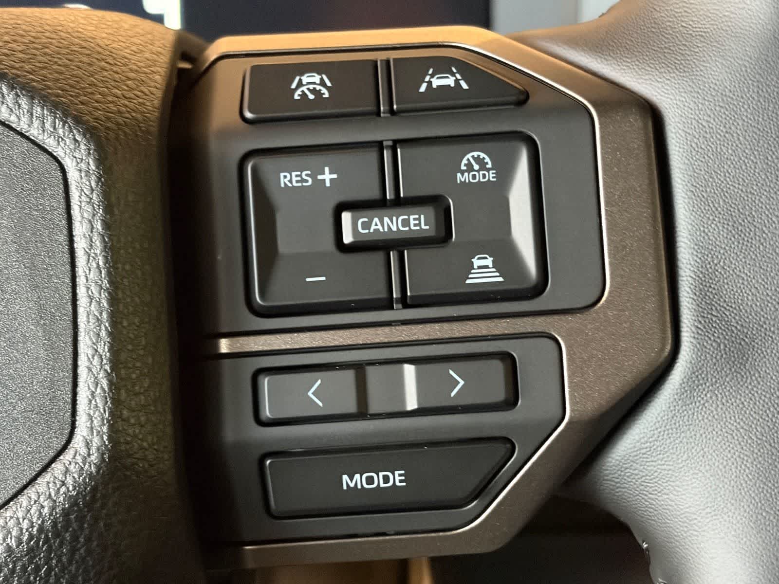 2027 Toyota Land Cruiser 4WD (Natl)