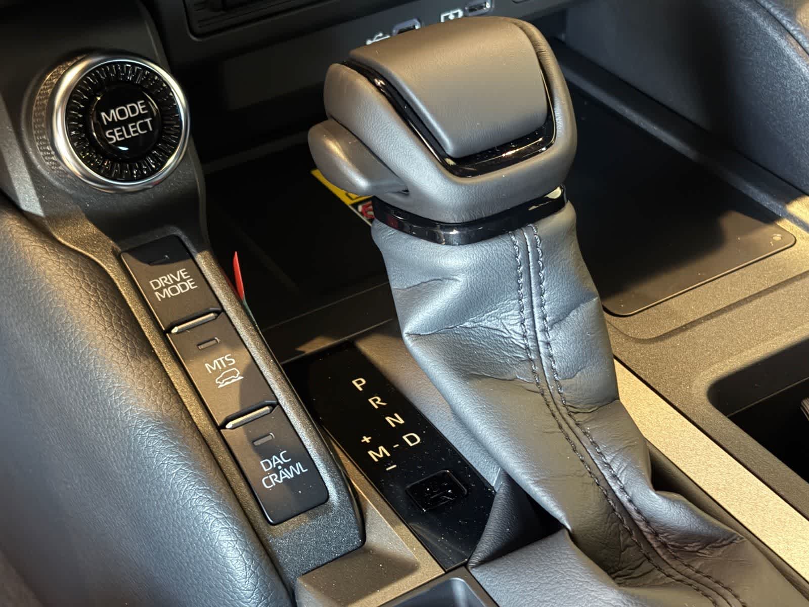 2027 Toyota Land Cruiser 4WD (Natl)