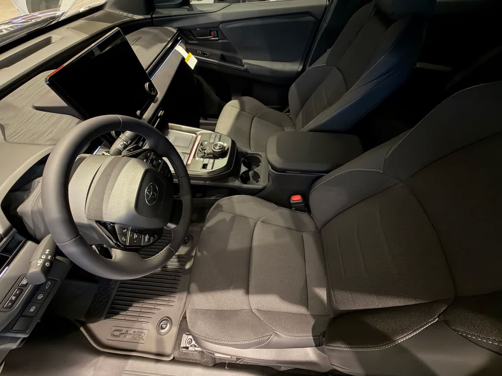 2026 Toyota C-HR SE