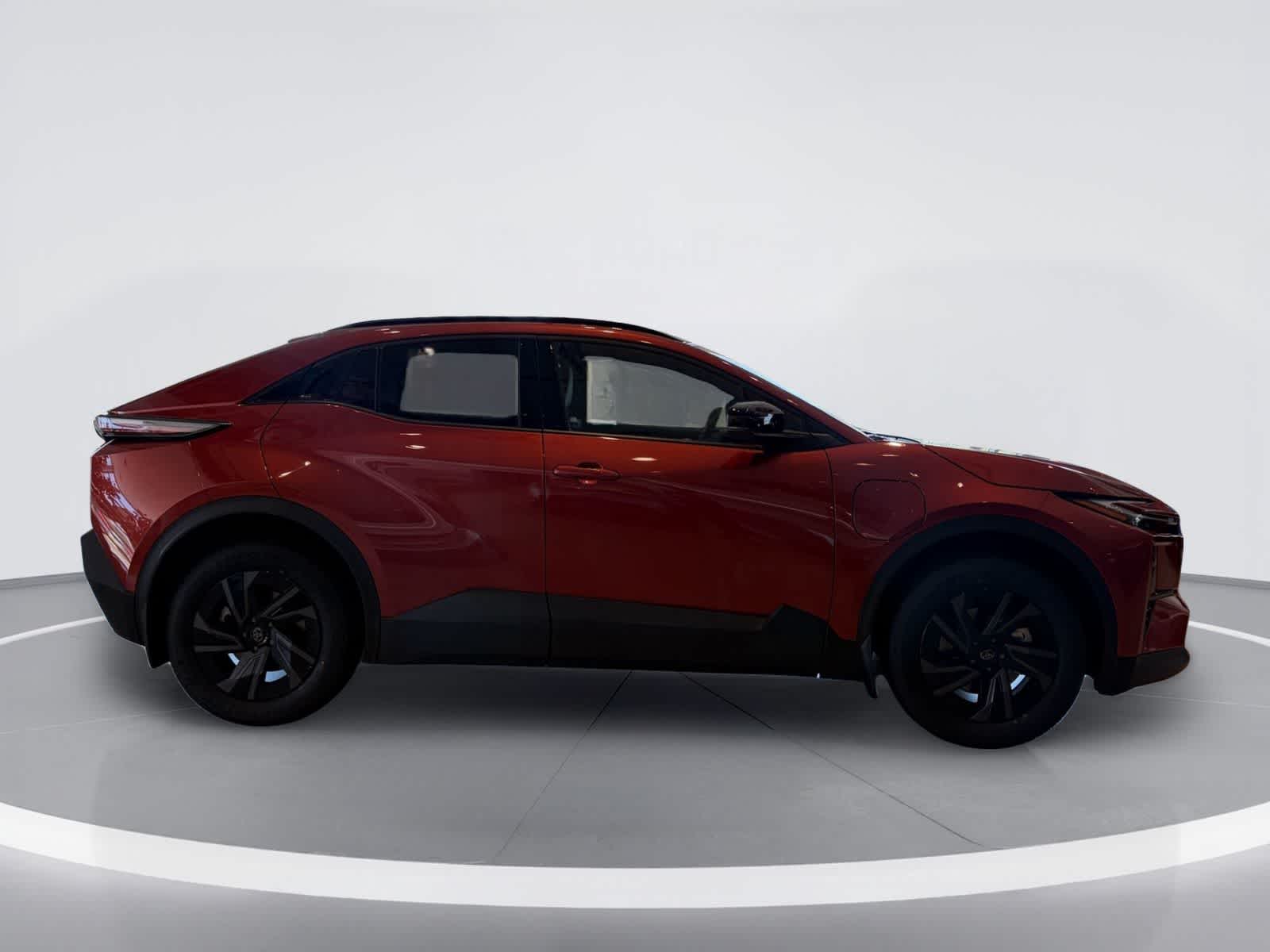 2026 Toyota C-HR SE