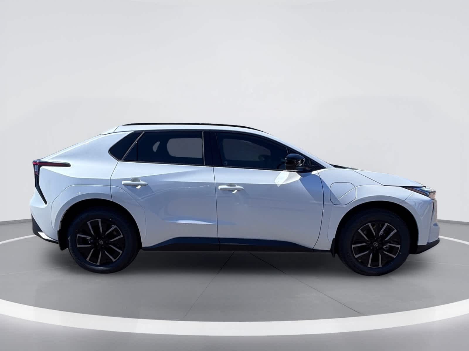 2027 Toyota bZ XLE