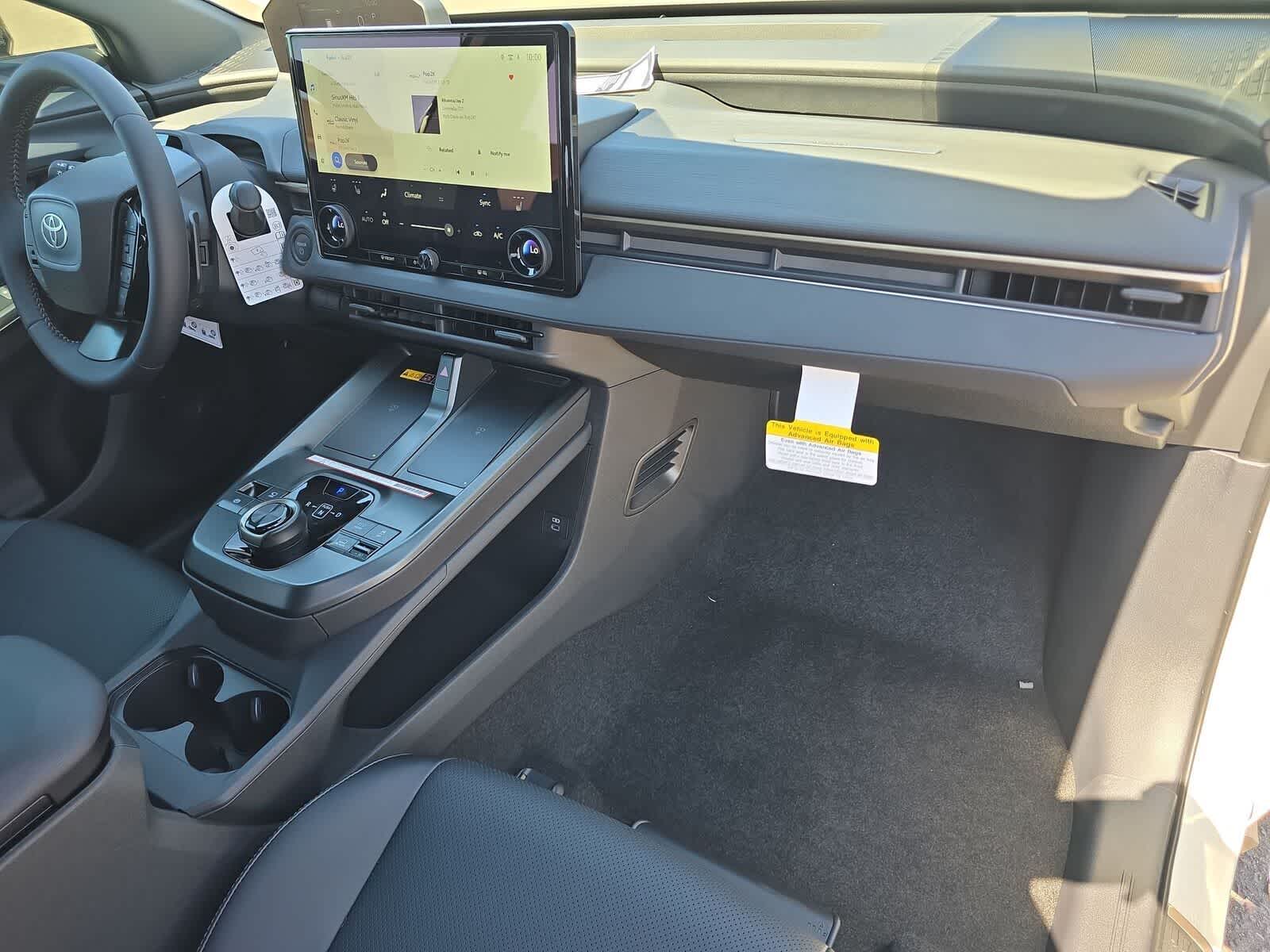 2026 Toyota bZ Woodland AWD (Natl)