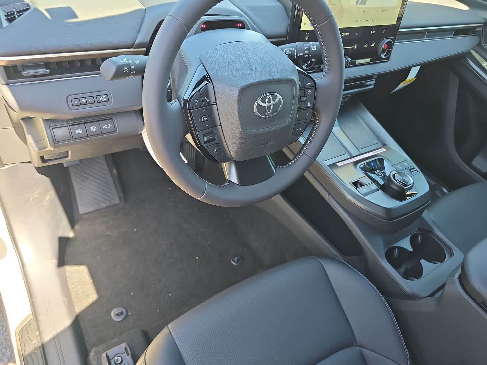 2026 Toyota bZ Woodland AWD (Natl)