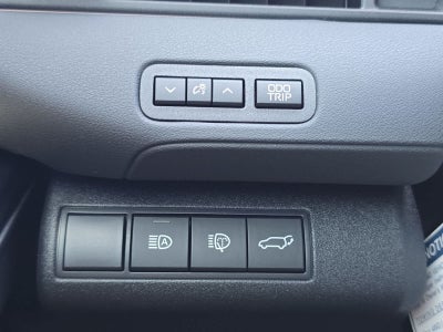 2026 Toyota bZ Woodland AWD (Natl)
