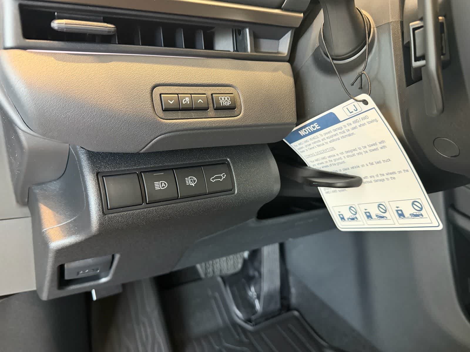 2026 Toyota bZ Woodland AWD (Natl)