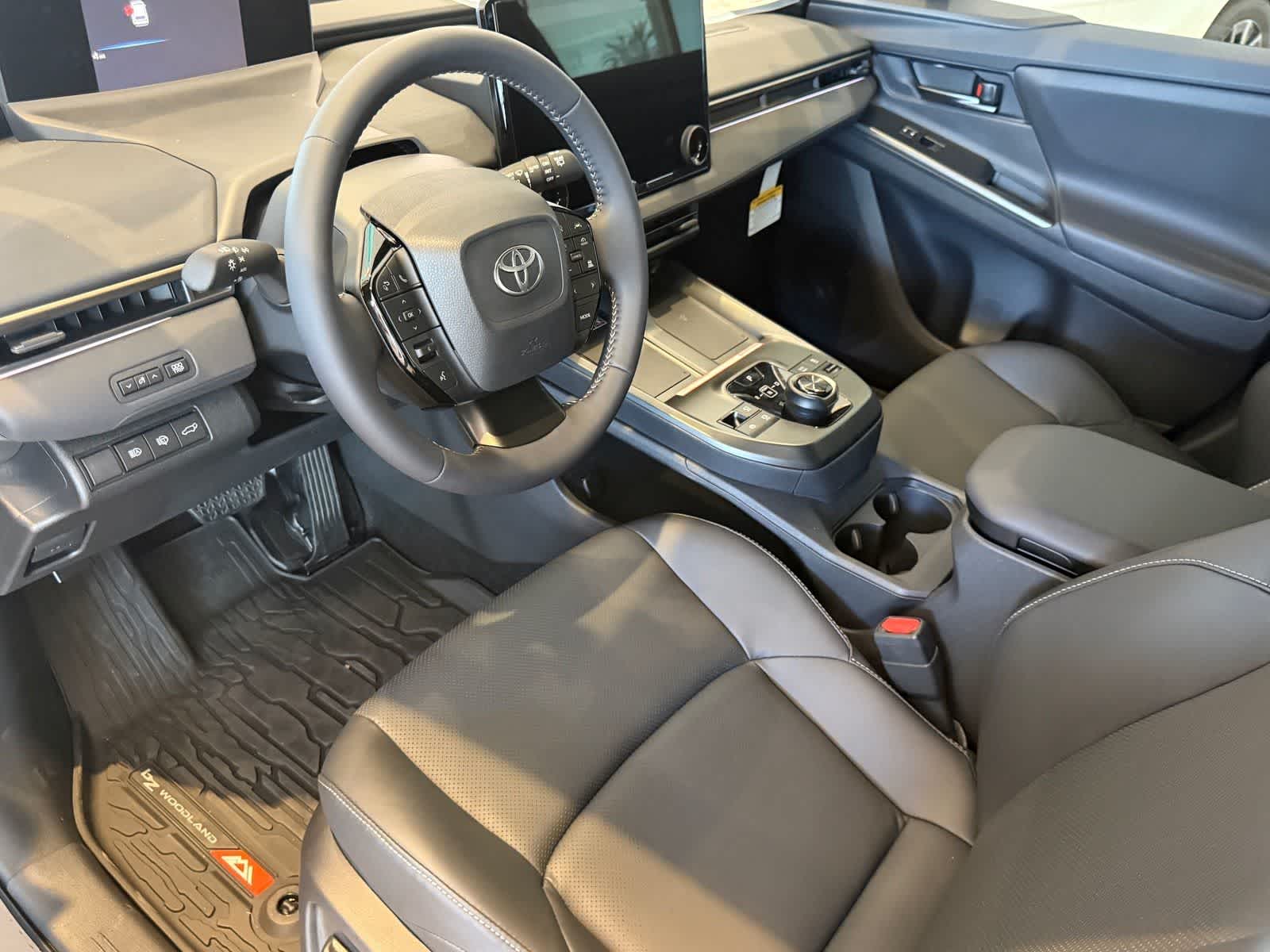 2026 Toyota bZ Woodland AWD (Natl)