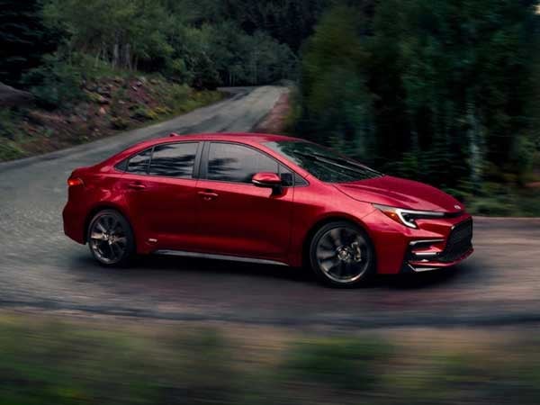 2025 Toyota Corolla Hybrid exterior