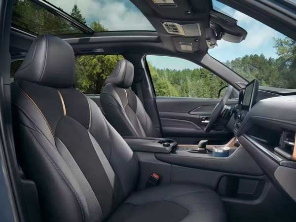 2025 Grand Highlander Hybrid interior